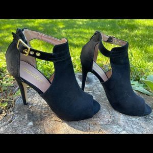 Steve Madden PeepToe Booties
